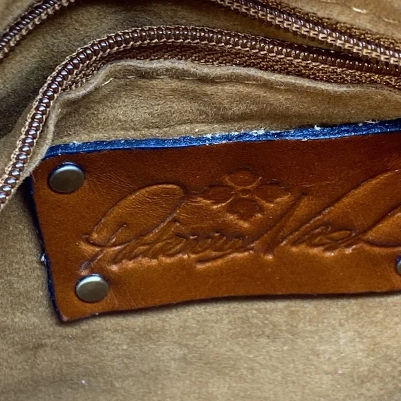 Patricia Nash Crossbody/Backpack British Tan Leather Bag EUC - Picture 5 of 10